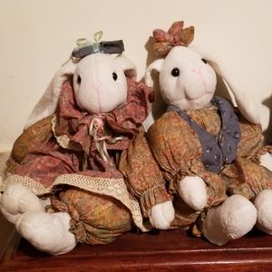 Vintage House of Lloyd's Mr. & Mrs. Hareson shelf sitters